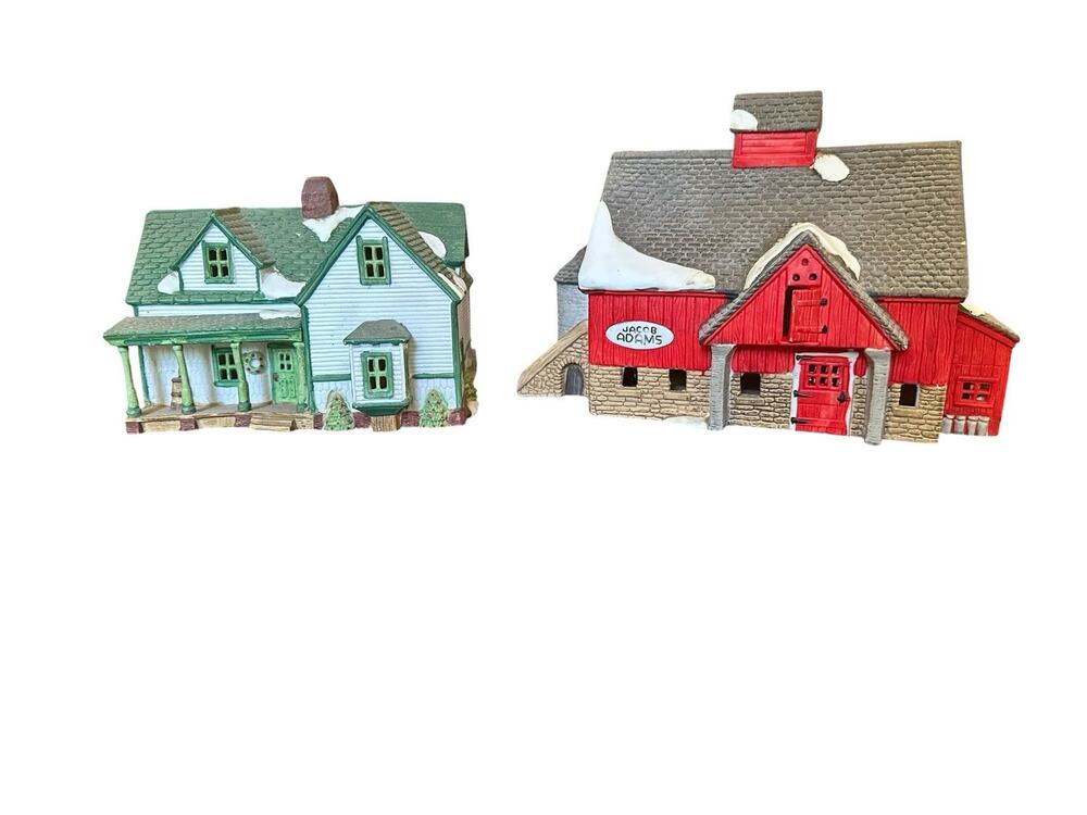 Retired Dept 56 New England Village Series “New England Farm” Farmhouse & Barn